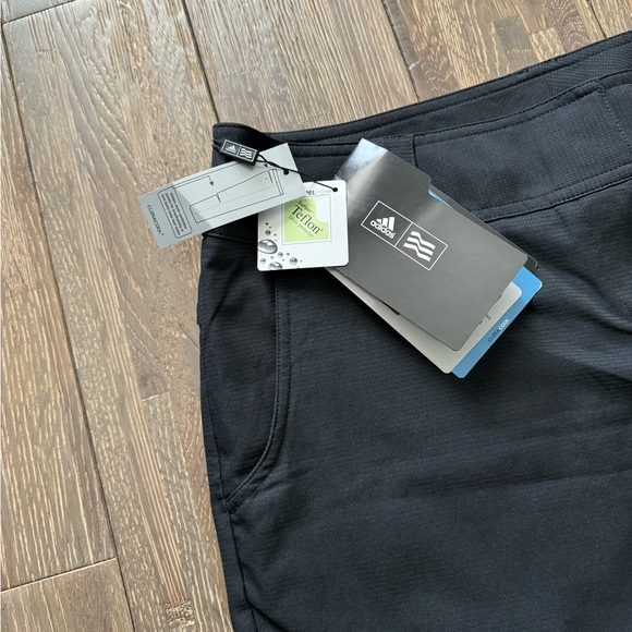 Golf capris 🏌🏼‍♀️ ⛳️ - Picture 3 of 15